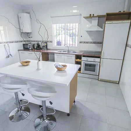 Canovas - Marimel Con Piscina Privada