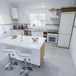 Canovas - Marimel Con Piscina Privada