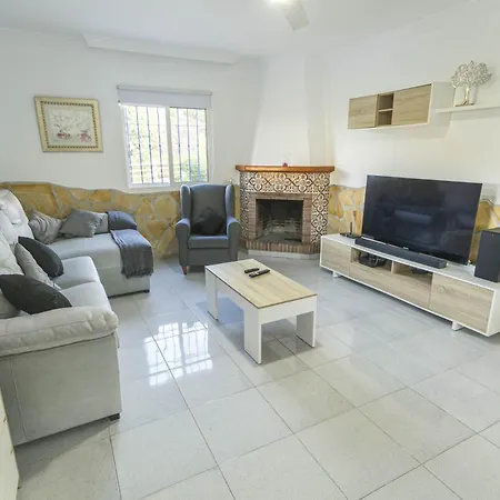 Canovas - Marimel Con Piscina Privada نيرخا