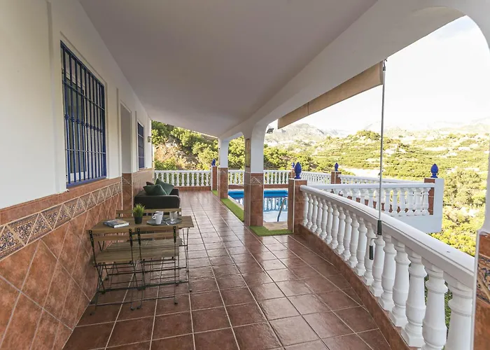 Canovas - Marimel Con Piscina Privada Нерха